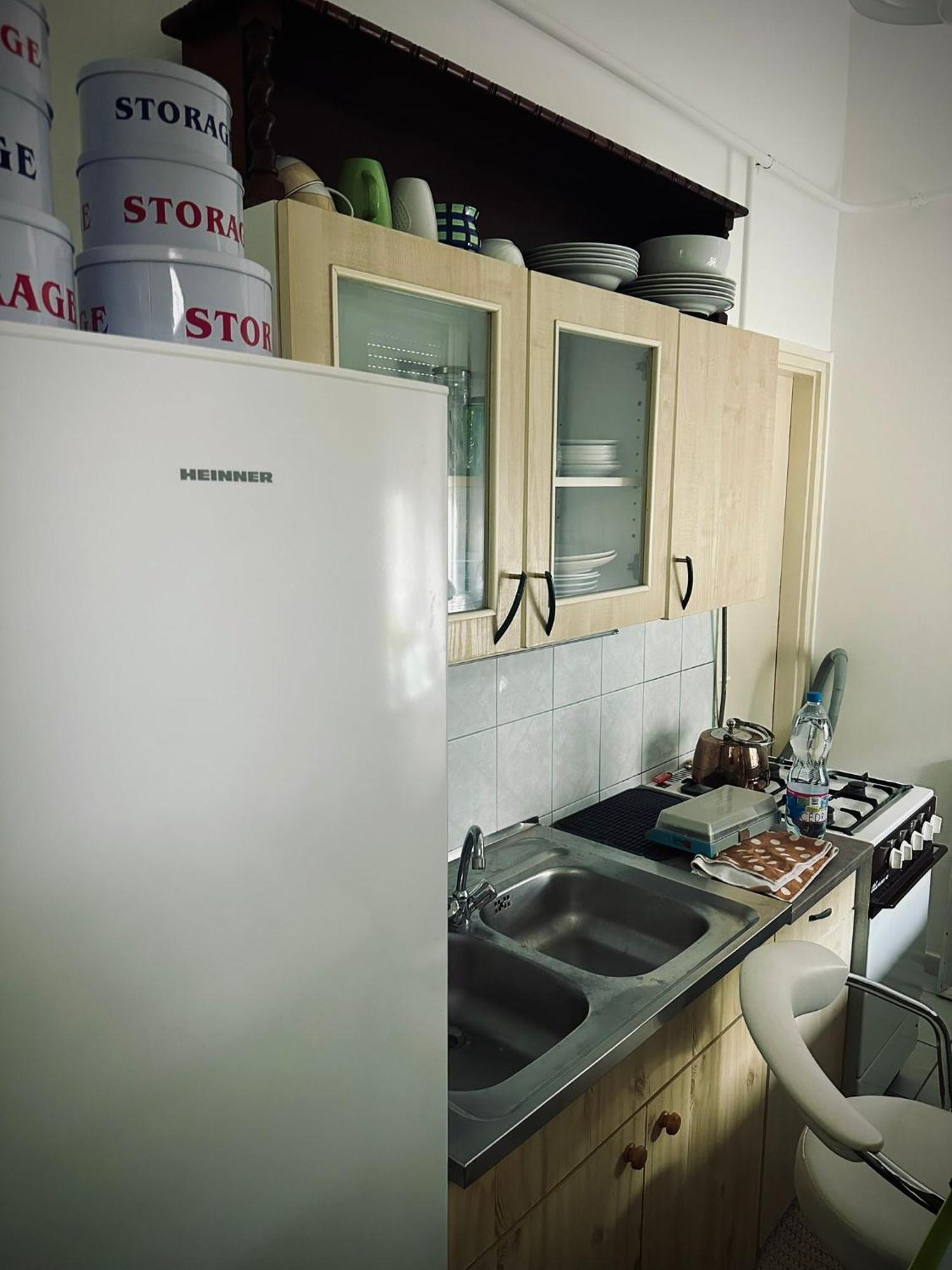 Taban Apartman เปตช์ ภายนอก รูปภาพ