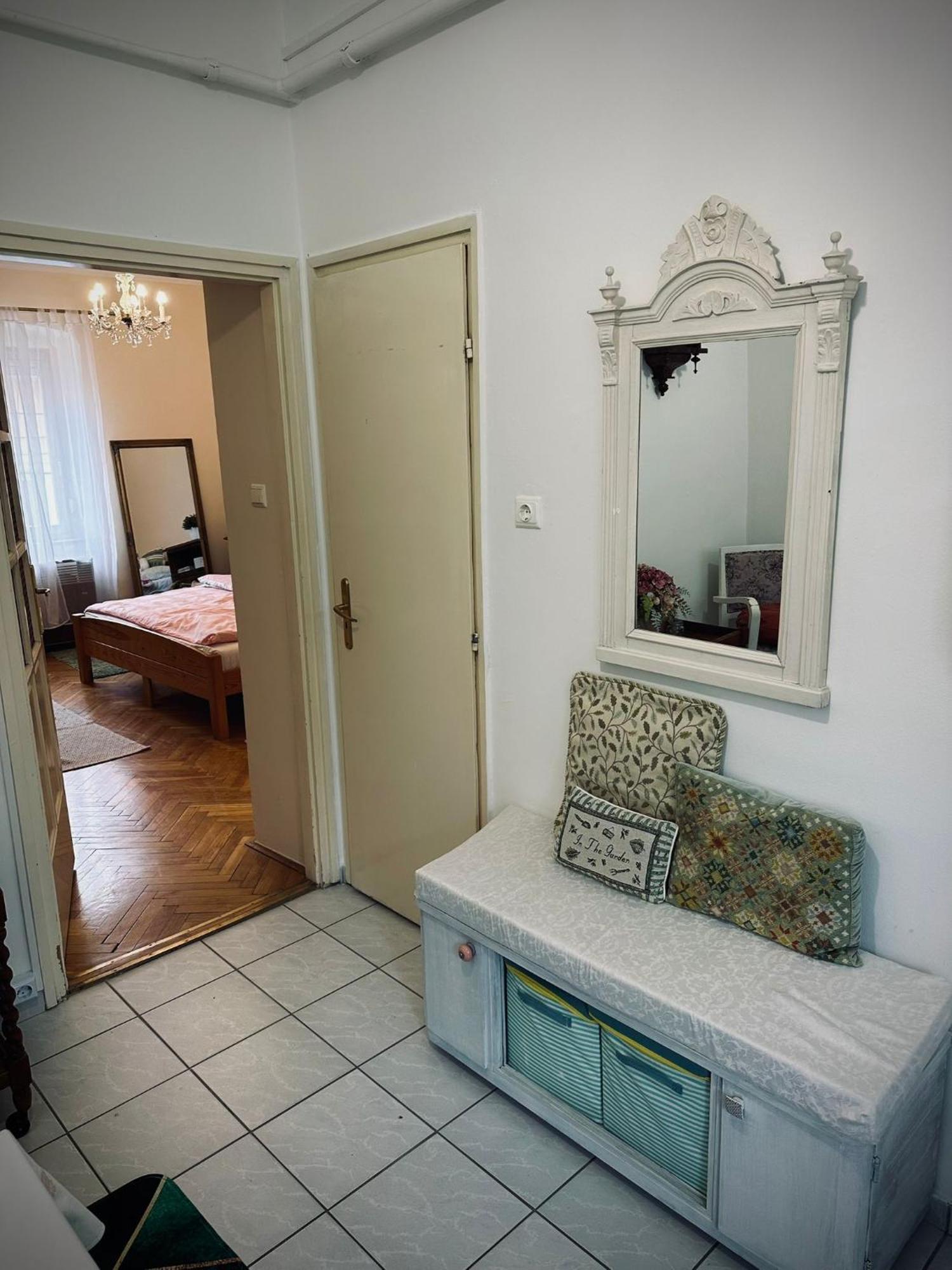 Taban Apartman เปตช์ ภายนอก รูปภาพ