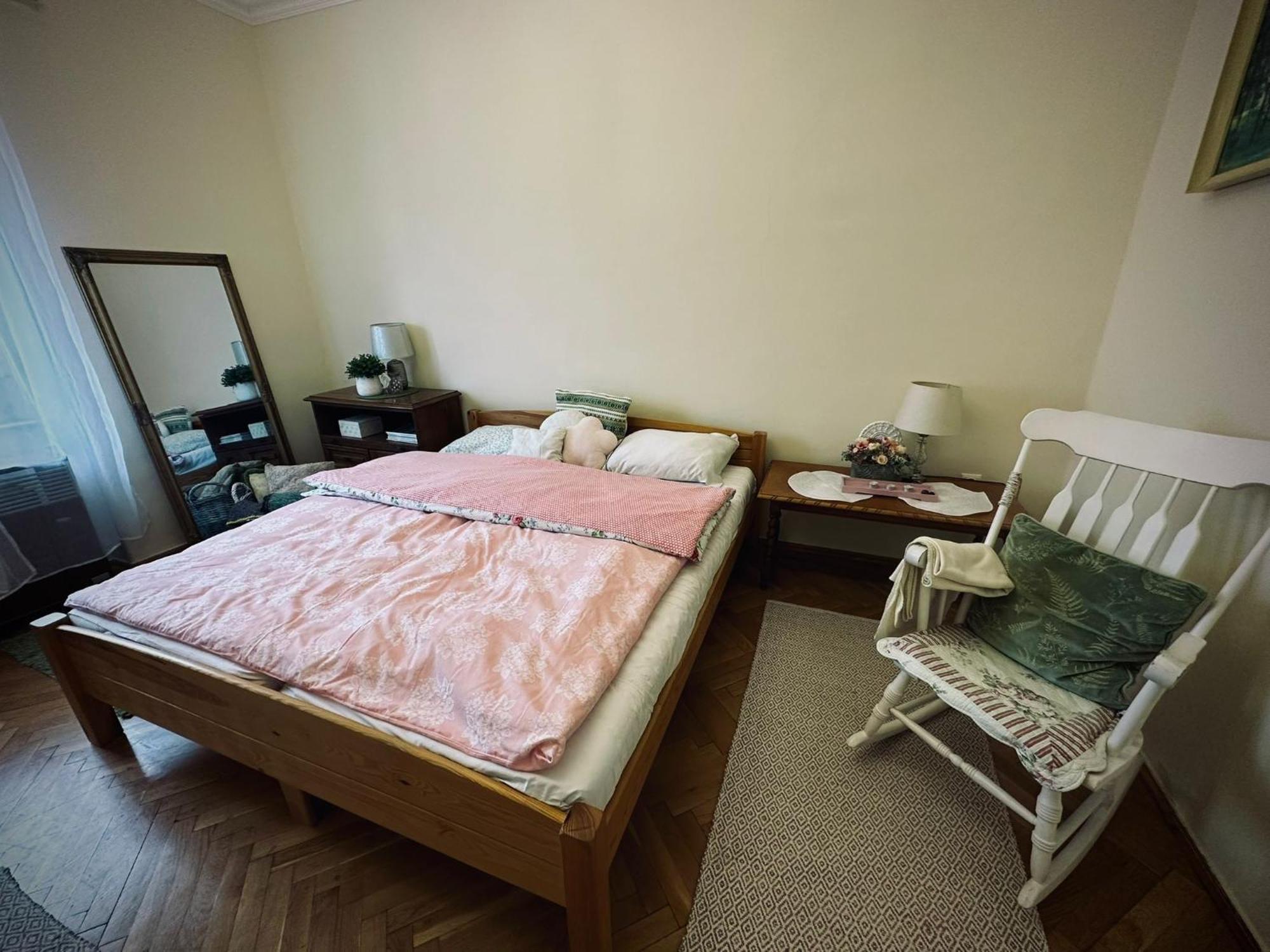Taban Apartman เปตช์ ภายนอก รูปภาพ